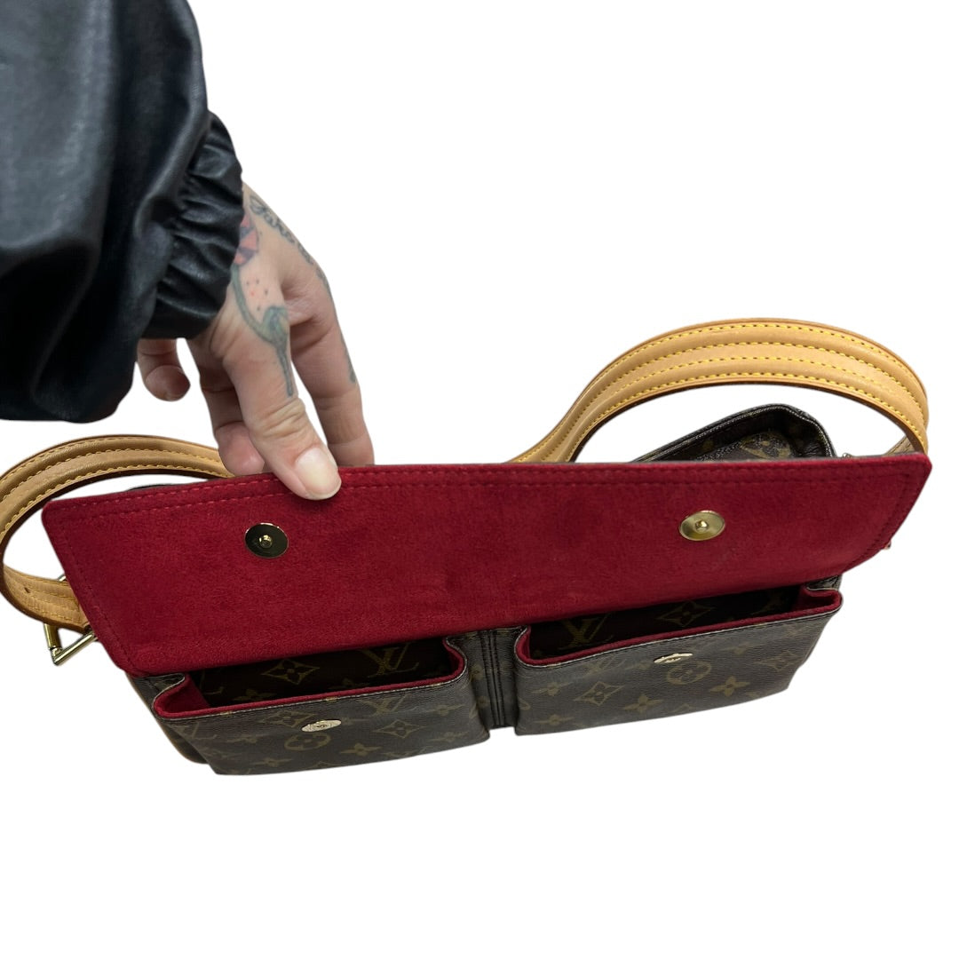 LOUIS VUITTON Monogram Pochette Accessoires Shoulder Pouch LO2325