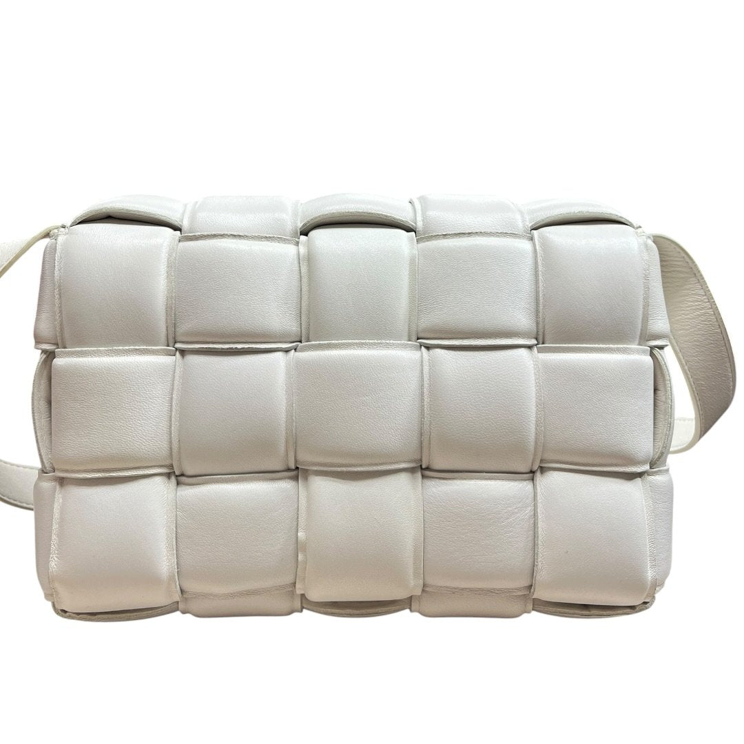 LOUIS VUITTON Leather Padded Crossbody Bag Shoulder Bag White Gold Hardware Bo34