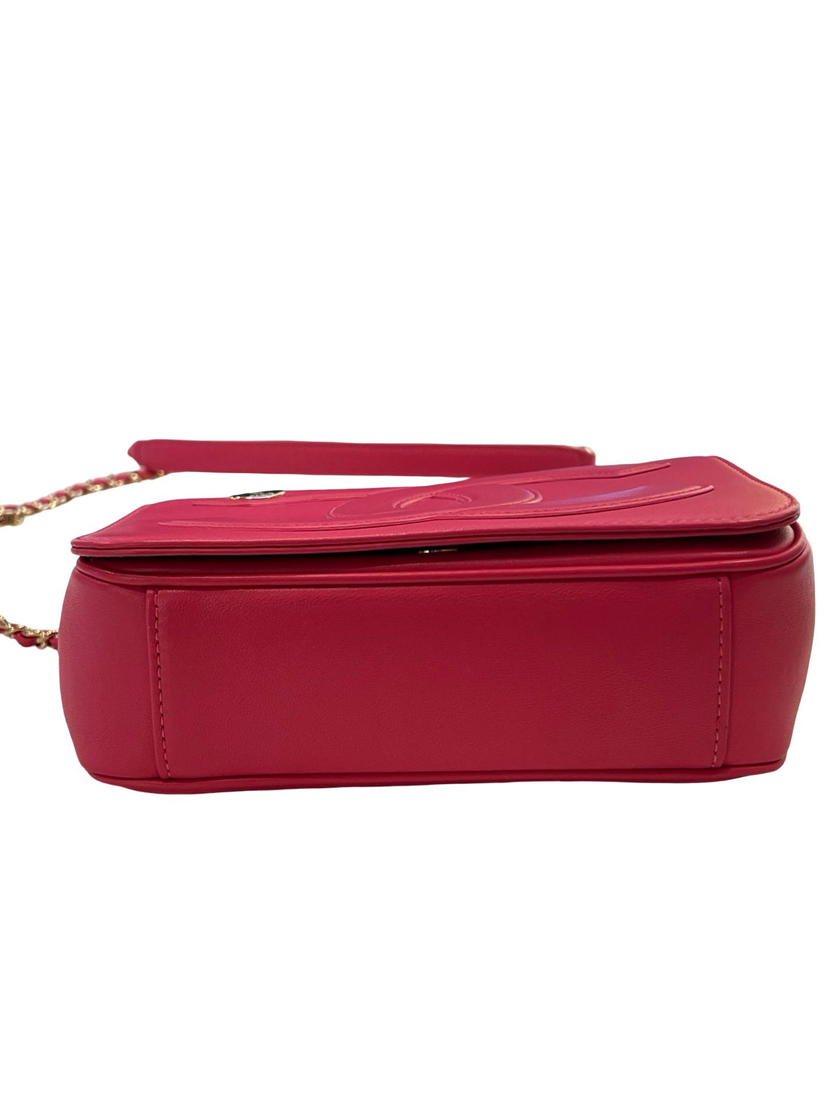 CHANEL Calfskin Embossed CC Flap Bag Shoulder Bag Fuchsia Gold Hardware Ch2297