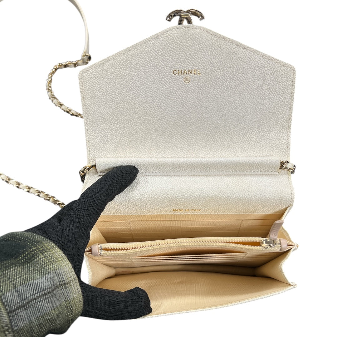 CHANEL Matelassé Chain Wallet Bag CH1977