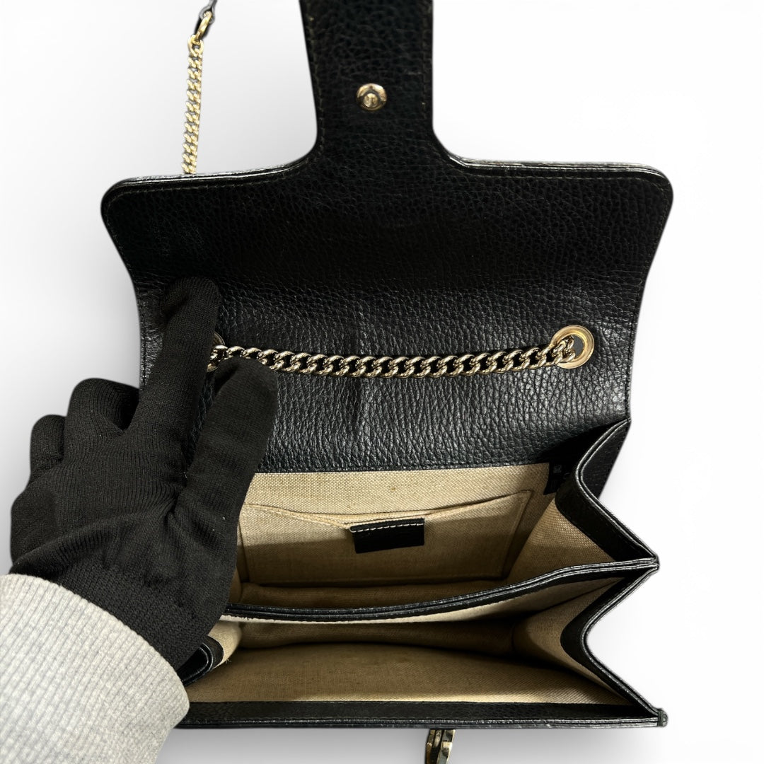 GUCCI Black Chain Wallet Gu513