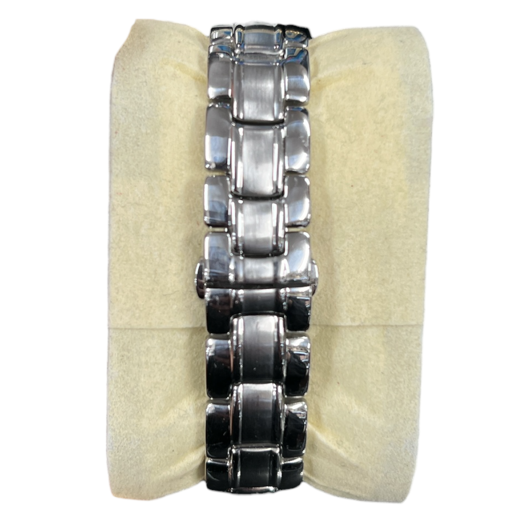 FENDI 210L 013-878 Stainless Steel Quartz Watch Salmon Pink Dial ER114