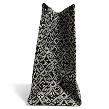 LOUIS VUITTON Monogram Jacquard Tote Bag LO2146