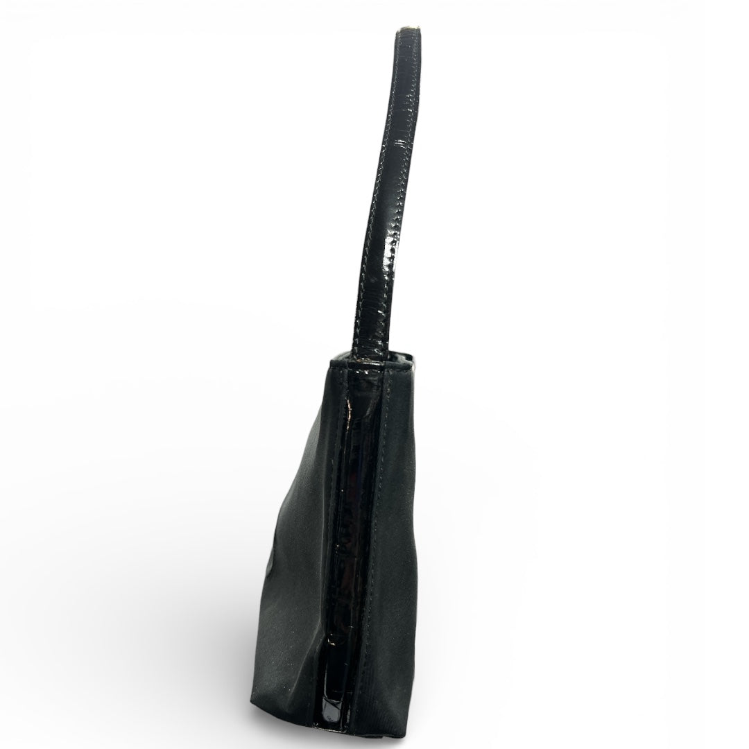 BALENCIAGA Black Nylon Handbag Ba33