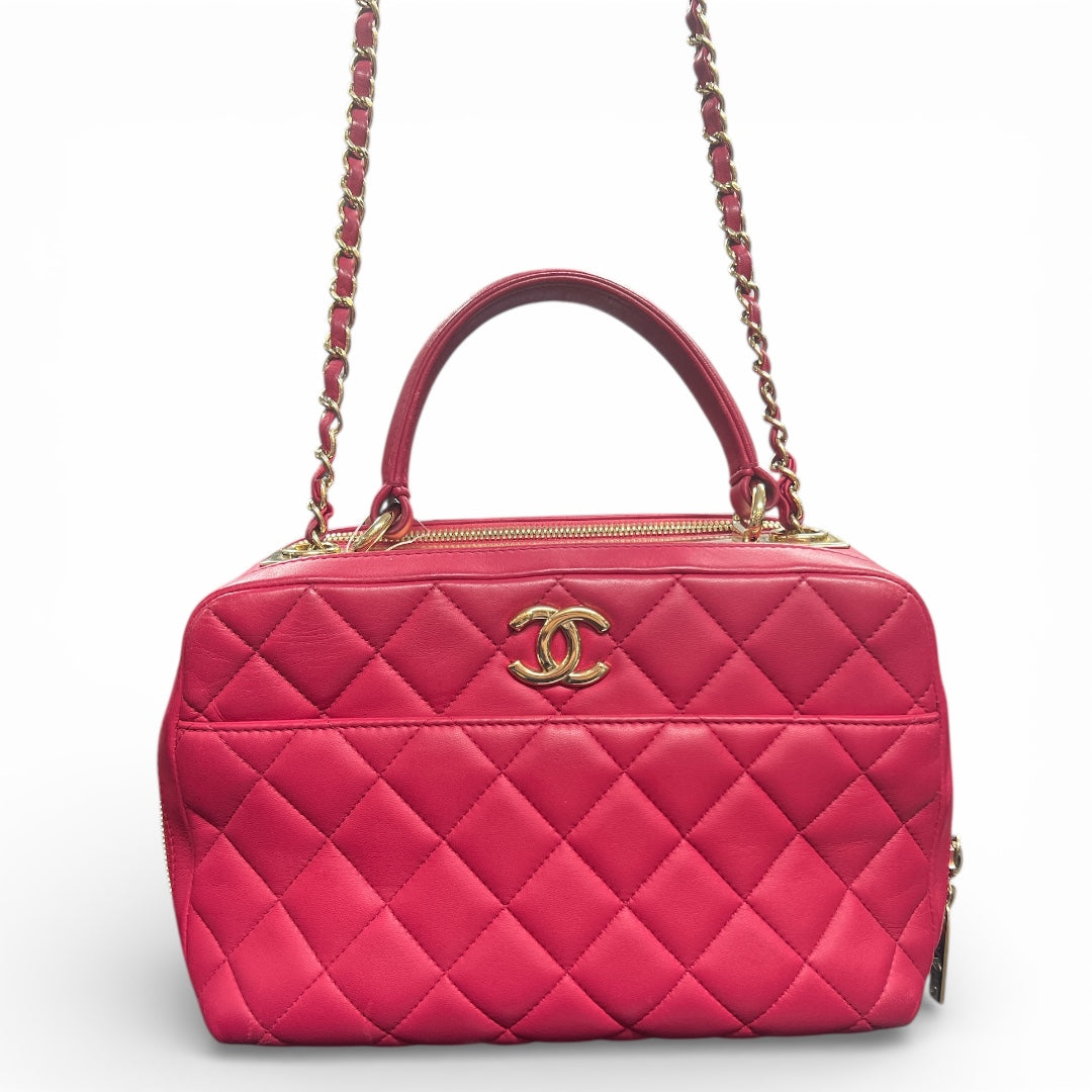 CHANEL Quilted Pink Shoulder Bag CH1907