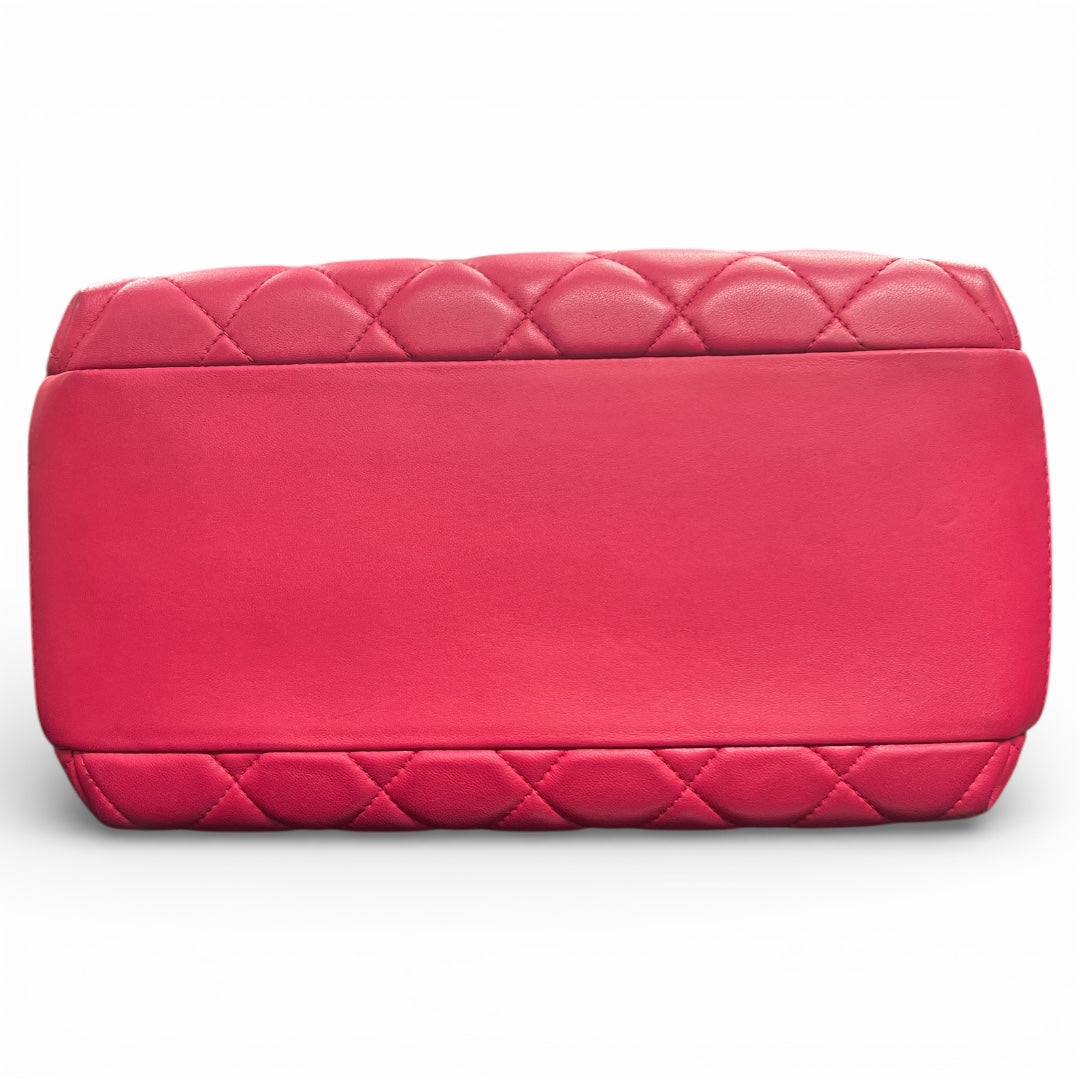 CHANEL Quilted Pink Shoulder Bag CH1907