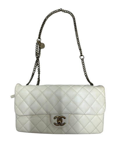 Chanel Quilted Leather Expandable Flap Bag Chain Shoulder Off-White CH2102