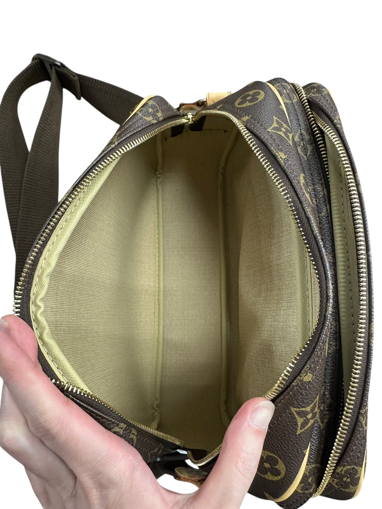 LOUIS VUITTON Monogram Reporter PM Crossbody Bag Brown Gold Hardware LO2249