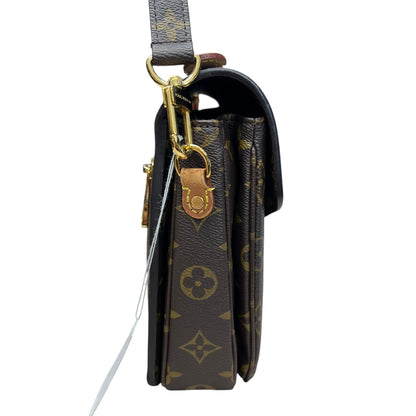 LOUIS VUITTON Monogram Pochette Metis Crossbody Bag Brown Gold Hardware LO2307