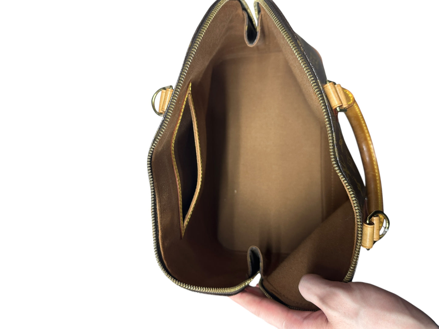 LOUIS VUITTON Monogram Alma Handbag Brown Gold Hardware LO2303