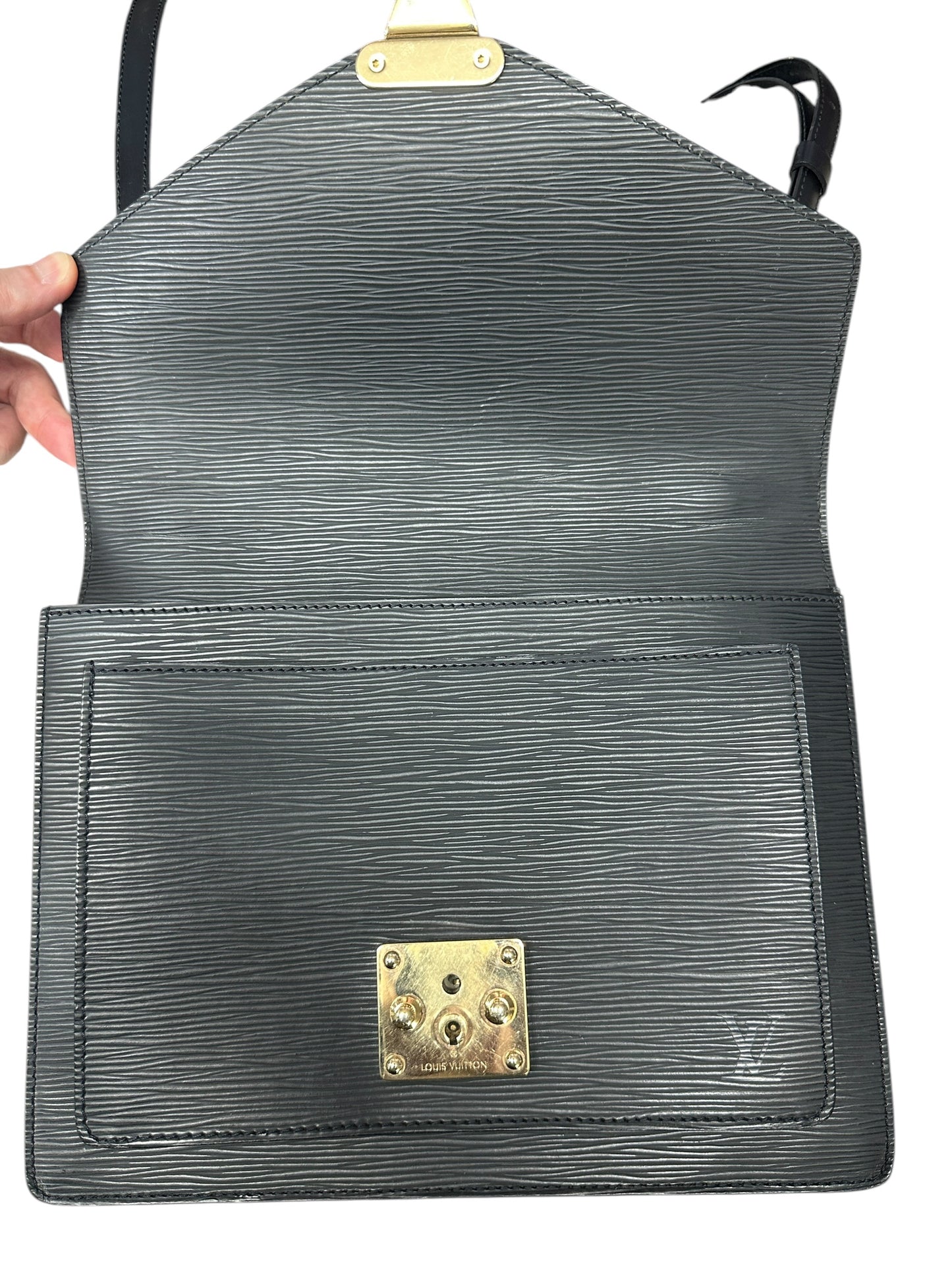 LOUIS VUITTON Epi Locky BB Handbag Black Gold Hardware LO2310