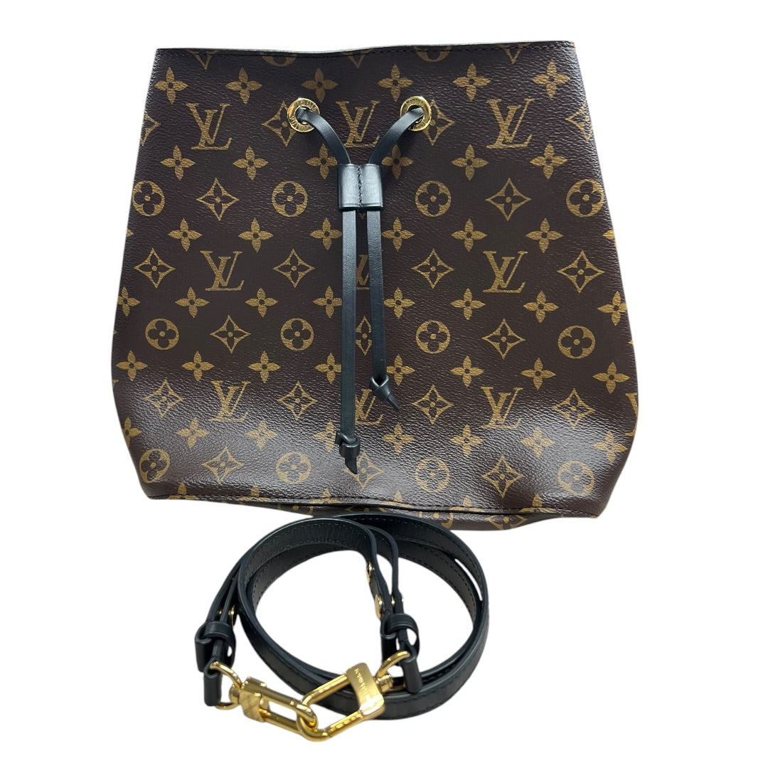 LOUIS VUITTON Monogram NeoNoe MM Bucket Bag Brown/Black Gold Hardware LO2334