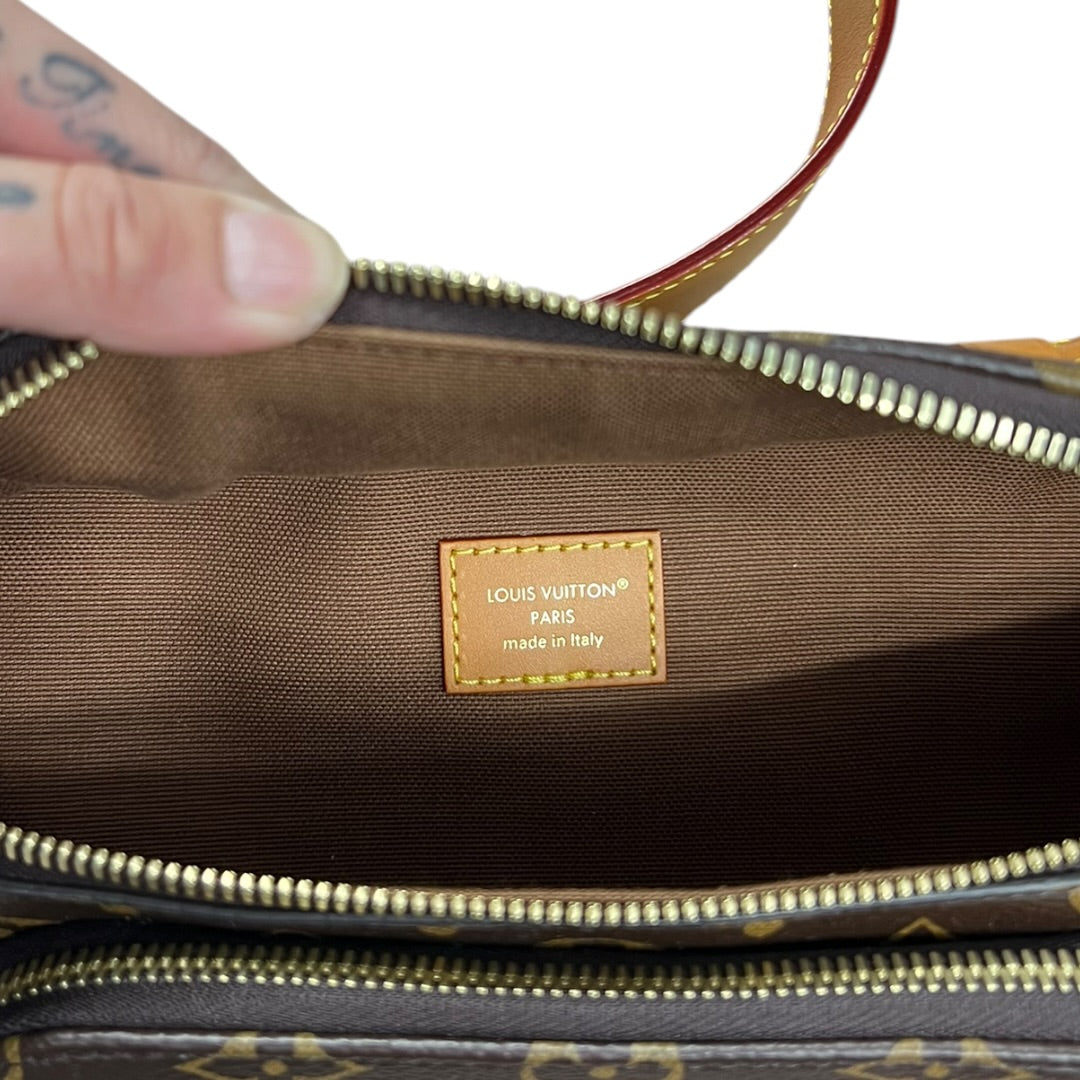 LOUIS VUITTON Monogram Bumbag Belt Bag Brown Gold Hardware LO2355