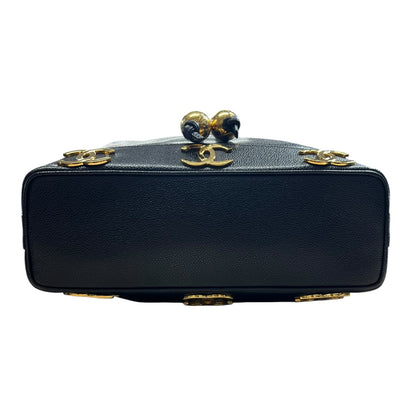 CHANEL Caviar Vintage Bucket Drawstring Shoulder Bag Black Gold Hardware CH2139