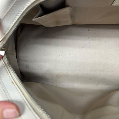 LOUIS VUITTON Epi Leather Montaigne GM Bowling Bag White Gold Hardware LO521