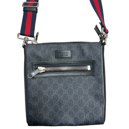 GUCCI GG Supreme Canvas GG Supreme Messenger Bag Shoulder Bag Black, Grey, Red, Blue Silver Hardware GU617