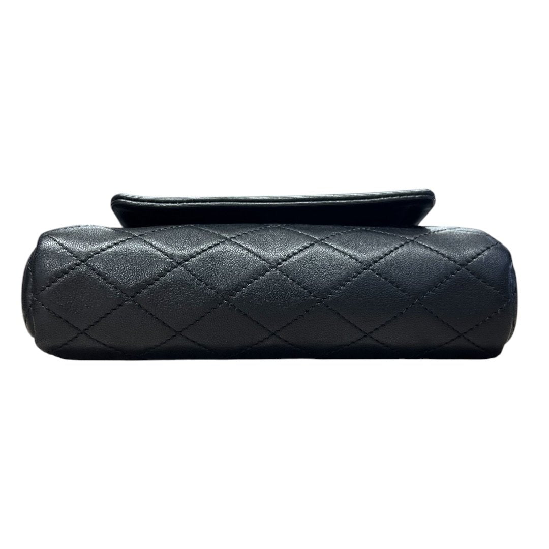 YVES SAINT LAURENT Lambskin Quilted Shoulder Bag Black Gold Hardware Yv155