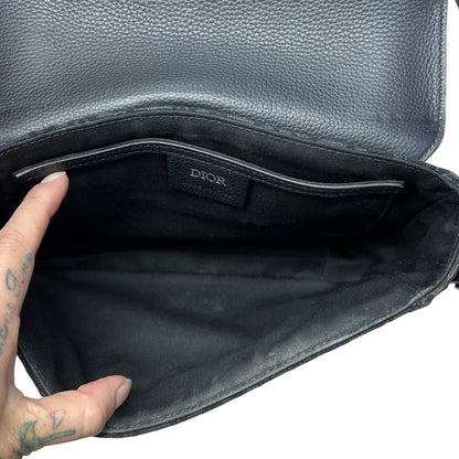 CHRISTIAN DIOR Oblique Canvas & Calfskin Saddle Messenger Bag Shoulder Bag Black Matte Black Metal Hardware with Gold-tone Accents Ch2155
