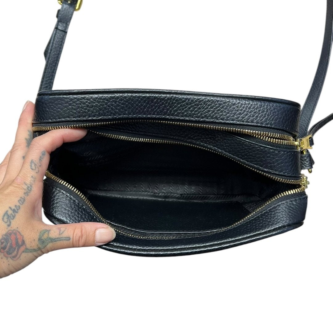 PRADA Vitello Daino Double Zip Crossbody Bag Crossbody Bag Black Gold Hardware PR204