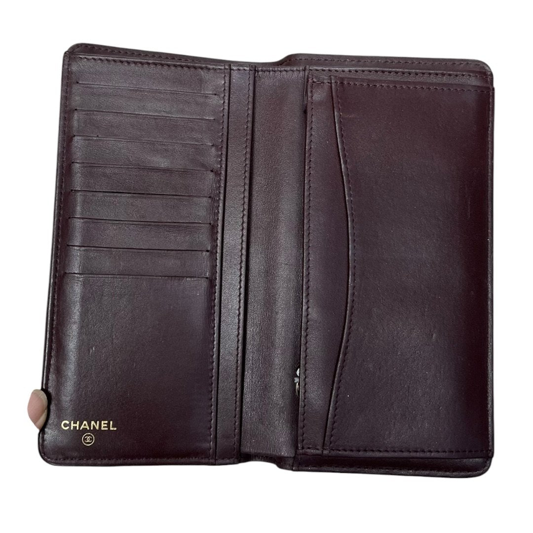 CHANEL Caviar Leather Classic Flap Long Wallet Black (exterior), Burgundy (interior) Gold Hardware CH2165