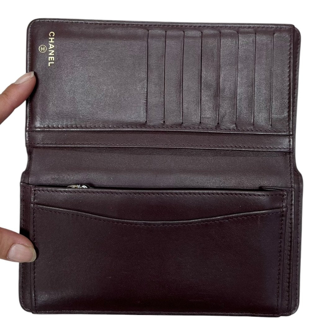 CHANEL Caviar Leather Classic Flap Long Wallet Black (exterior), Burgundy (interior) Gold Hardware CH2165