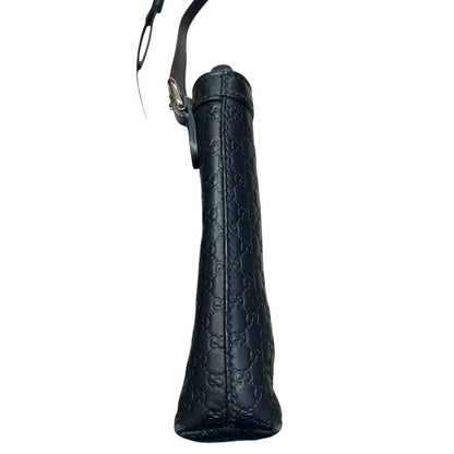 GUCCI Microguccissima Microguccissima Shoulder Bag Shoulder Bag Black Gold Hardware Gu649