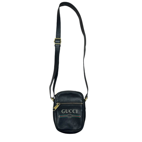 GUCCI Grained Leather Gucci Print Leather Shoulder Bag Black Gold Hardware Gu650