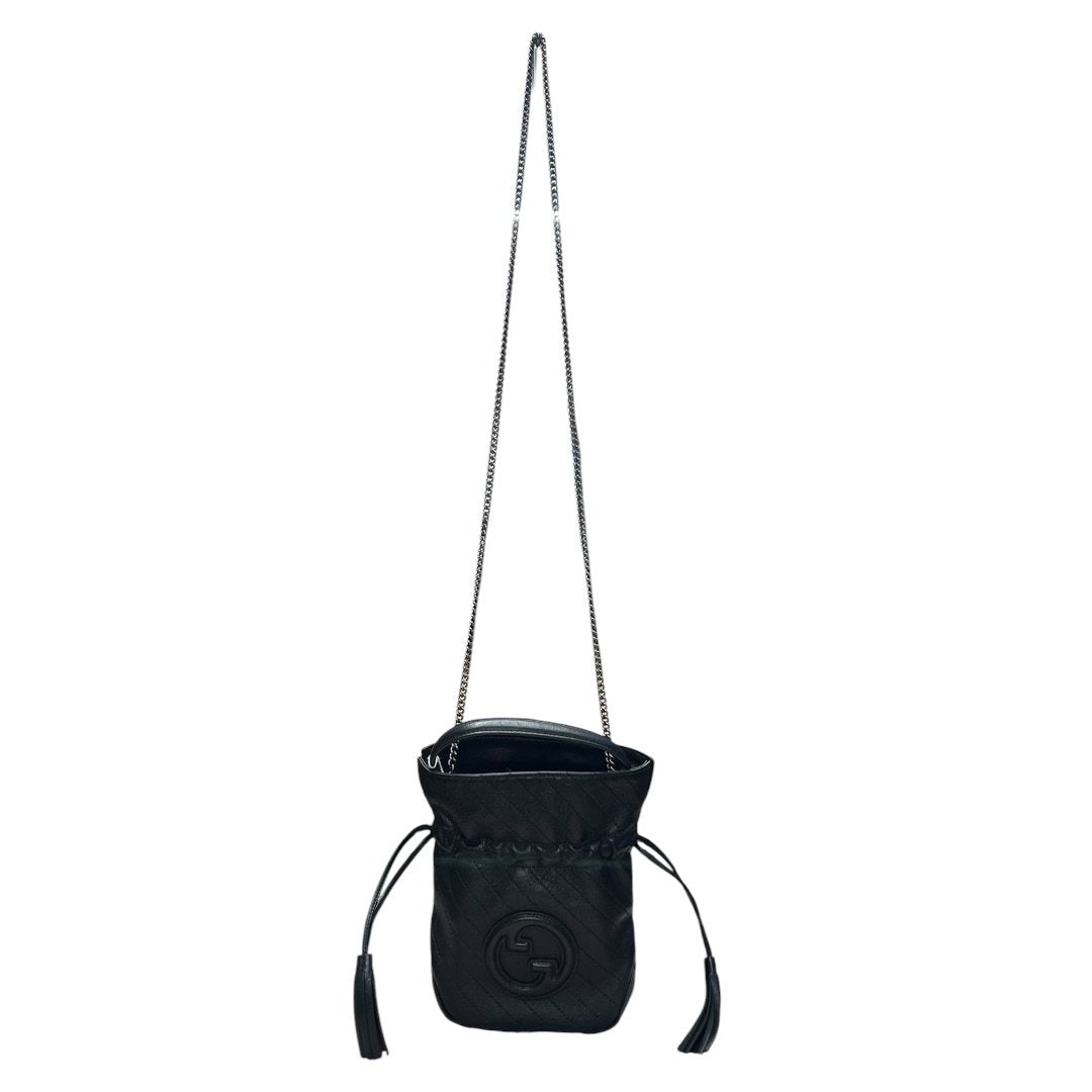 GUCCI Quilted Leather GG Marmont Matelassé Mini Bucket Bag Bucket Bag Black Silver Hardware GU631