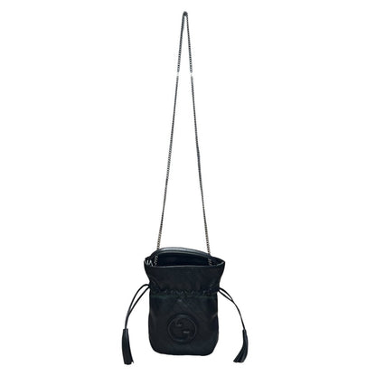 GUCCI Quilted Leather GG Marmont Matelassé Mini Bucket Bag Bucket Bag Black Silver Hardware GU631