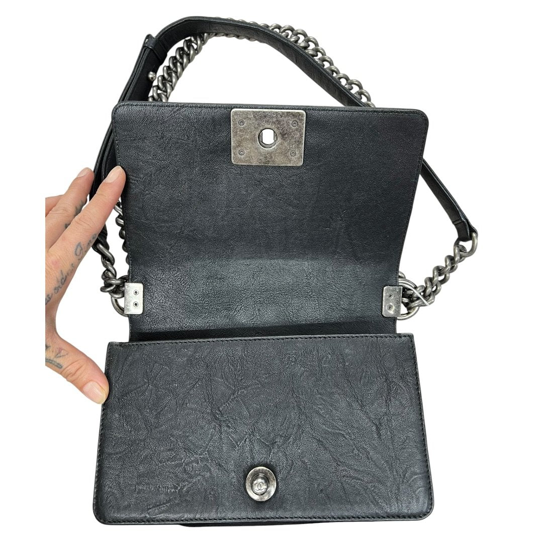 CHANEL Aged Calfskin Boy Bag Shoulder Bag Black Ruthenium Hardware CH2182