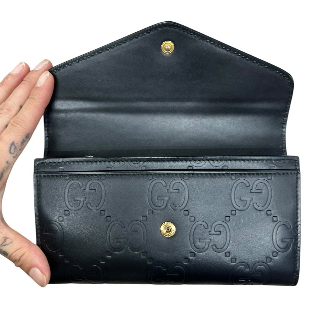 GUCCI GG Embossed Leather GG Embossed Continental Wallet Wallet Black Gold Hardware GU677