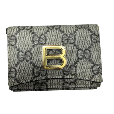 Wallets and small items