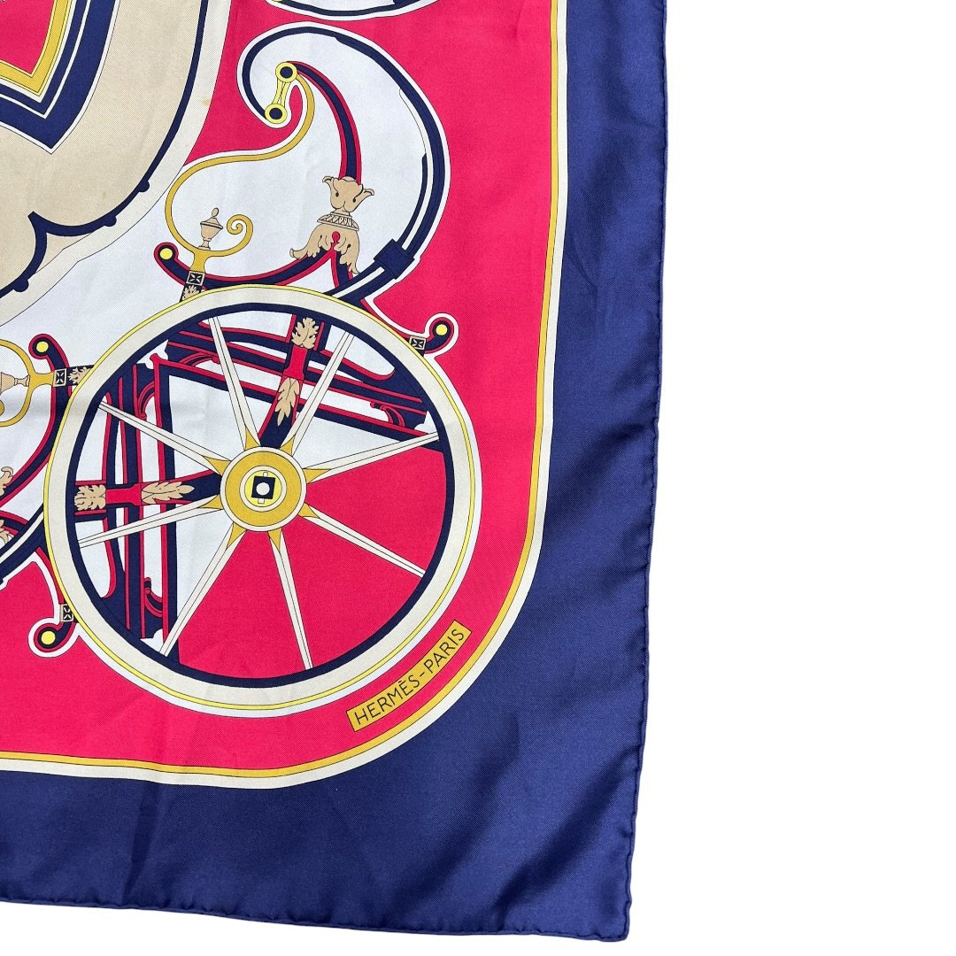 HERMES Silk Washington's Carriage Fuchsia, Navy, Cream, Gold HE461