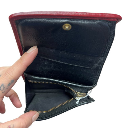 GUCCI Matelassé Leather GG Marmont Matelassé Wallet Wallet Beige, Black, Red Gold Hardware GU686
