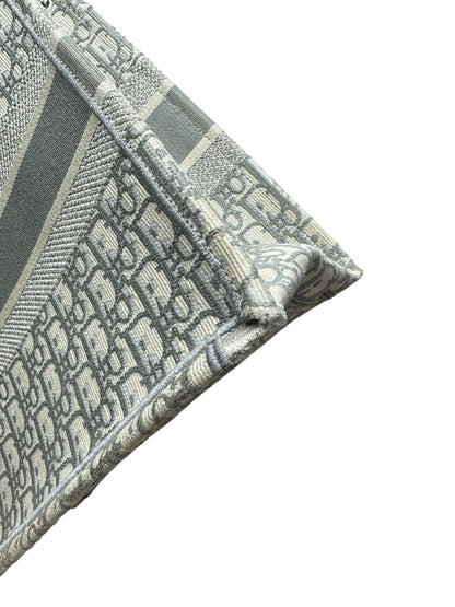 Christian Dior Gray Oblique Embroidered Canvas Book Tote Medium Handbag Gray Ch2200