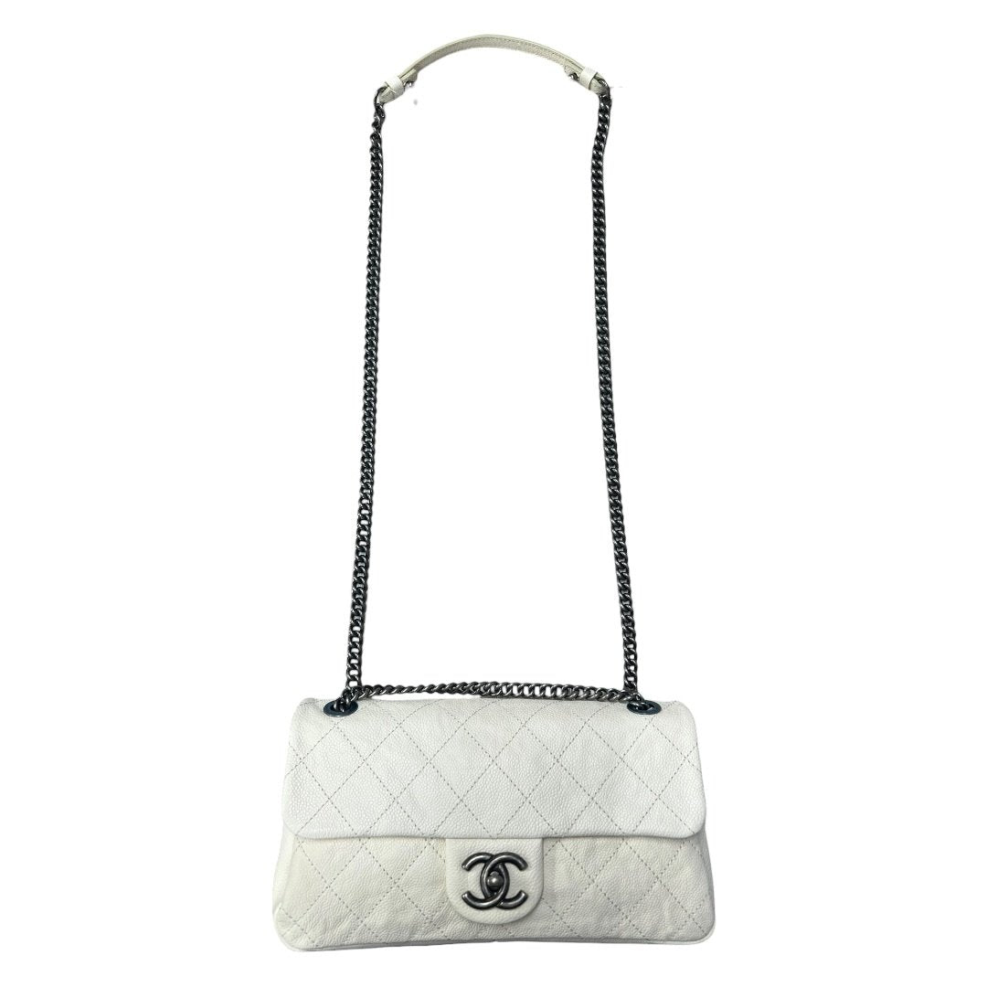 CHANEL Grained Calfskin Classic Flap Shoulder Bag White Gunmetal Hardware CH2217