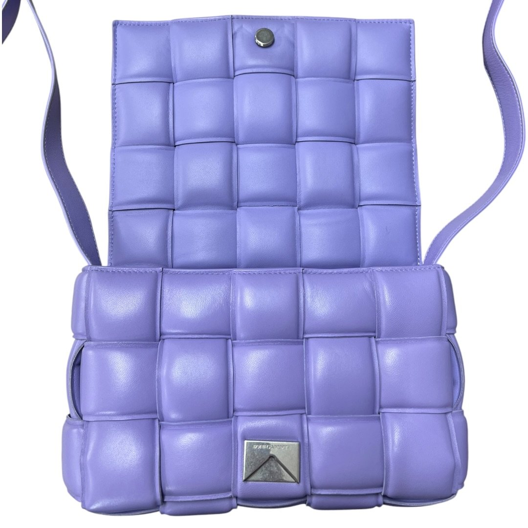 BOTTEGA VENETA Lambskin Padded Cassette Shoulder Bag Lavender Silver Hardware BO32