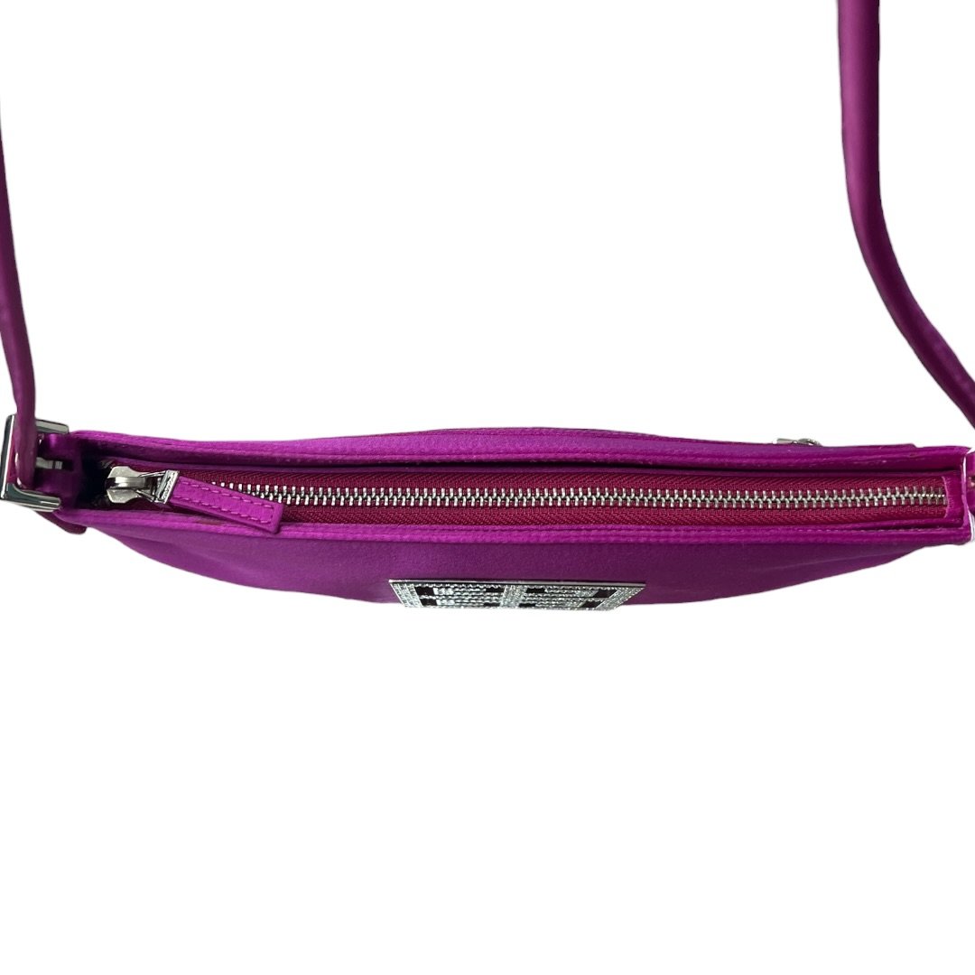 GIVENCHY Satin 4G Baguette Shoulder Bag Shoulder Bag Fuchsia Silver Hardware GI41