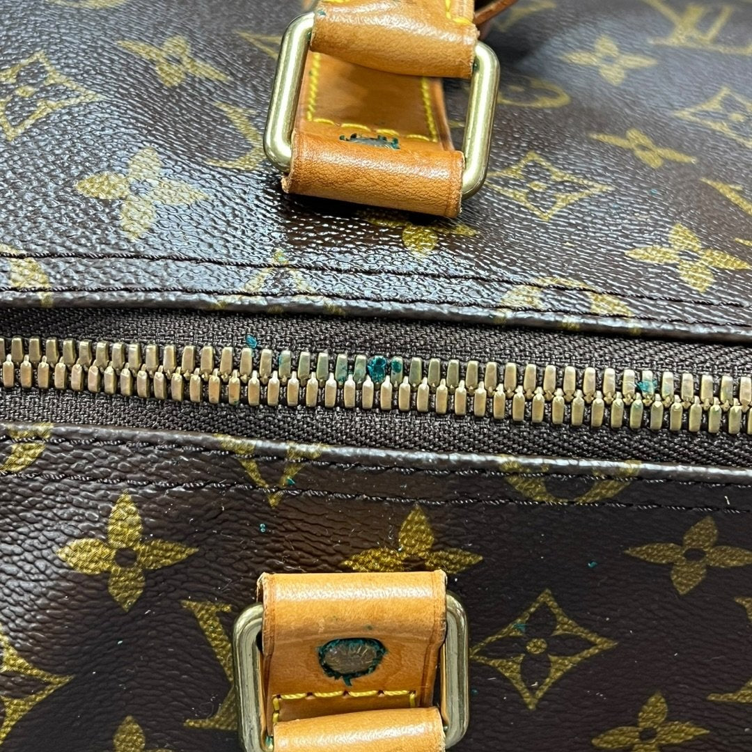 LOUIS VUITTON Monogram Canvas Keepall 50 Travel Bag Brown Gold Hardware LO2377