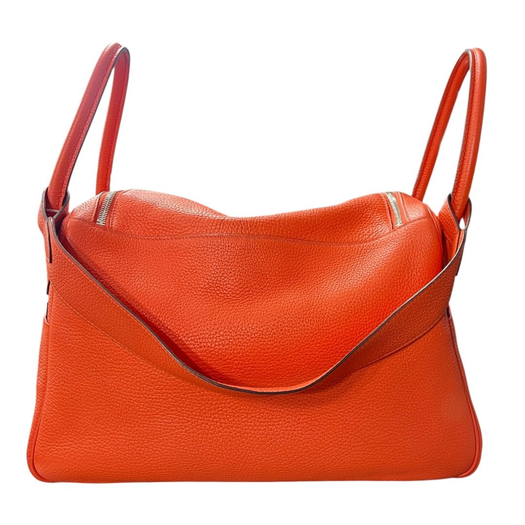 HERMES Clemence Lindy 30 Shoulder Bag Orange Silver Hardware HE479