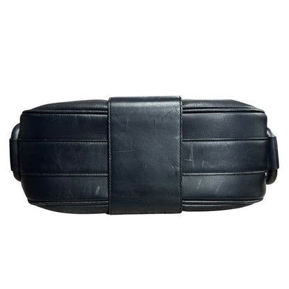 CHLOÉ Grained Leather Shoulder Bag Black Gold Hardware ch2229