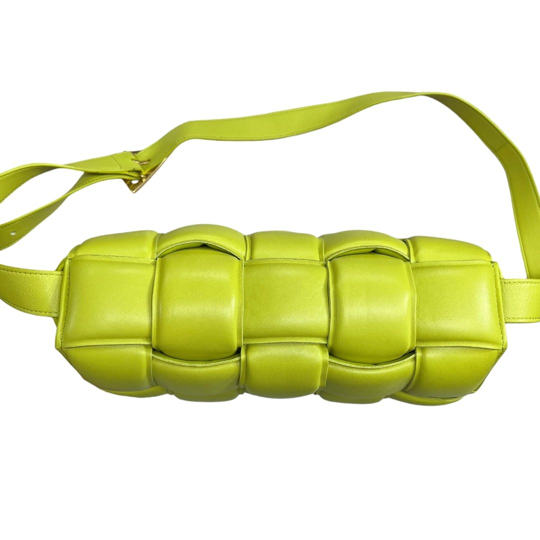 BOTTEGA VENETA Lambskin Padded Cassette Shoulder Bag Lime Green Gold Hardware Bo35