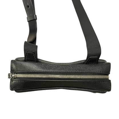 LOUIS VUITTON Grained Leather and Textile Compact Messenger Bag Shoulder Bag Black Silver Hardware NJ121