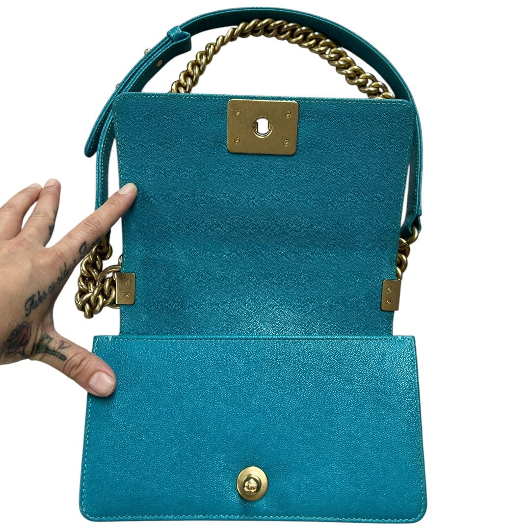 CHANEL Grained Calfskin Boy Bag Shoulder Bag Turquoise Gold Hardware CH2250