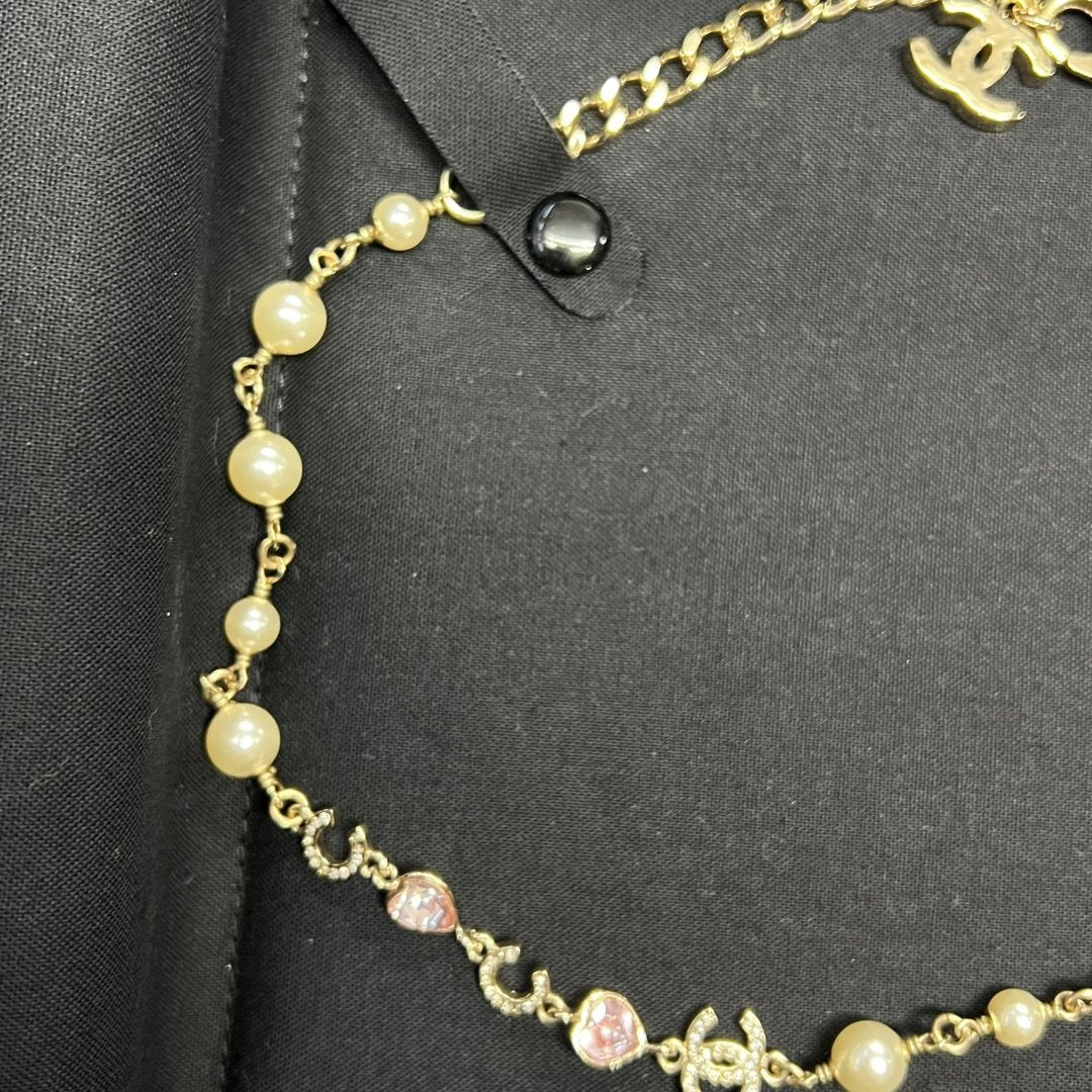 CHANEL Gold-tone, Pearl, Stone Choker Necklace Gold, Pearl White, Pink Gold Hardware TK59