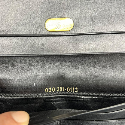GUCCI Grained Leather Wallet Black Gold Hardware NJ166