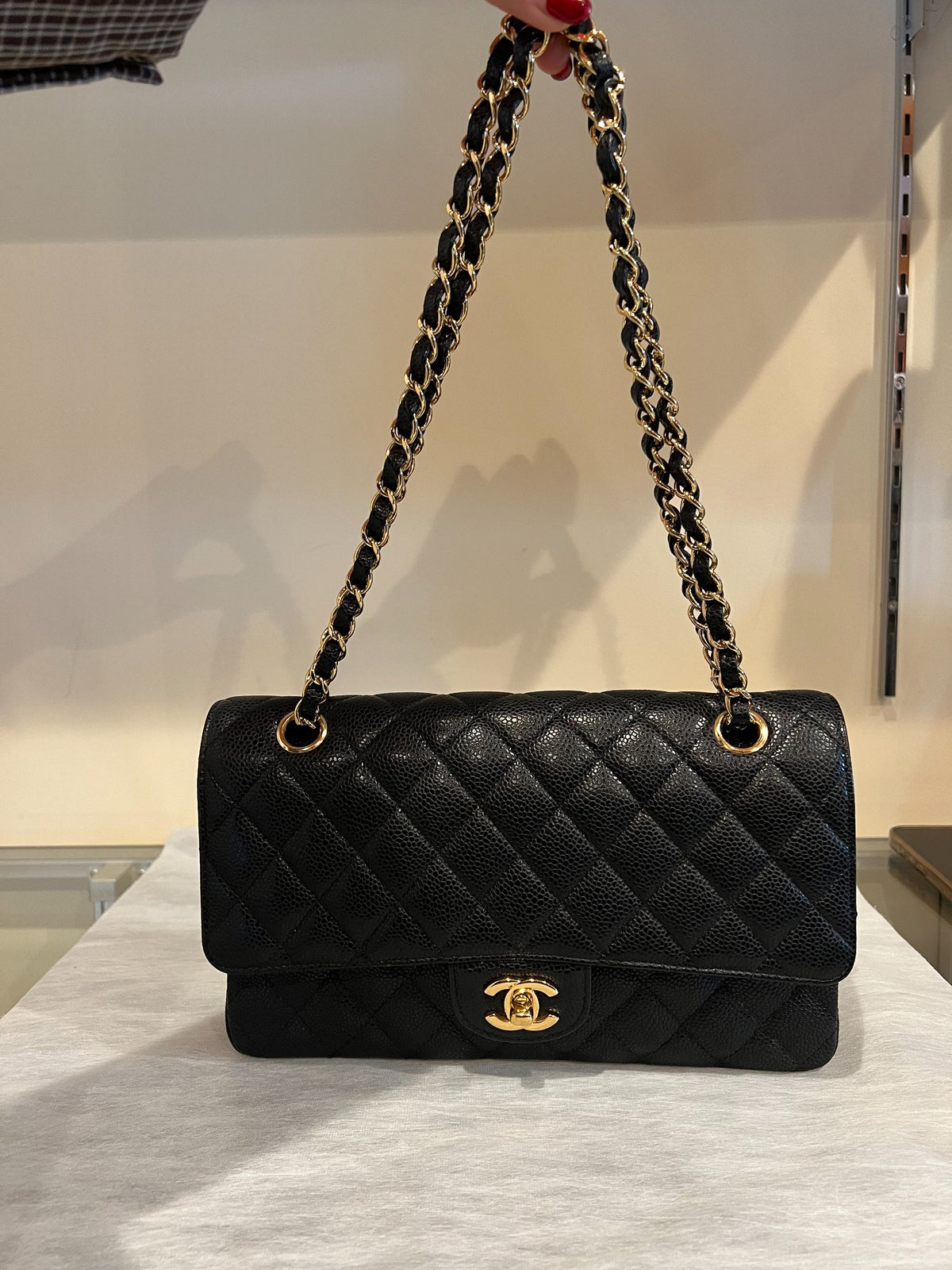 CHANEL Caviar Leather Classic Flap Shoulder Bag Black Gold Hardware Ch2266