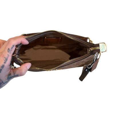 coach Signature Canvas Teri Shoulder Bag Shoulder Bag Brown, Khaki Gold Hardware co38