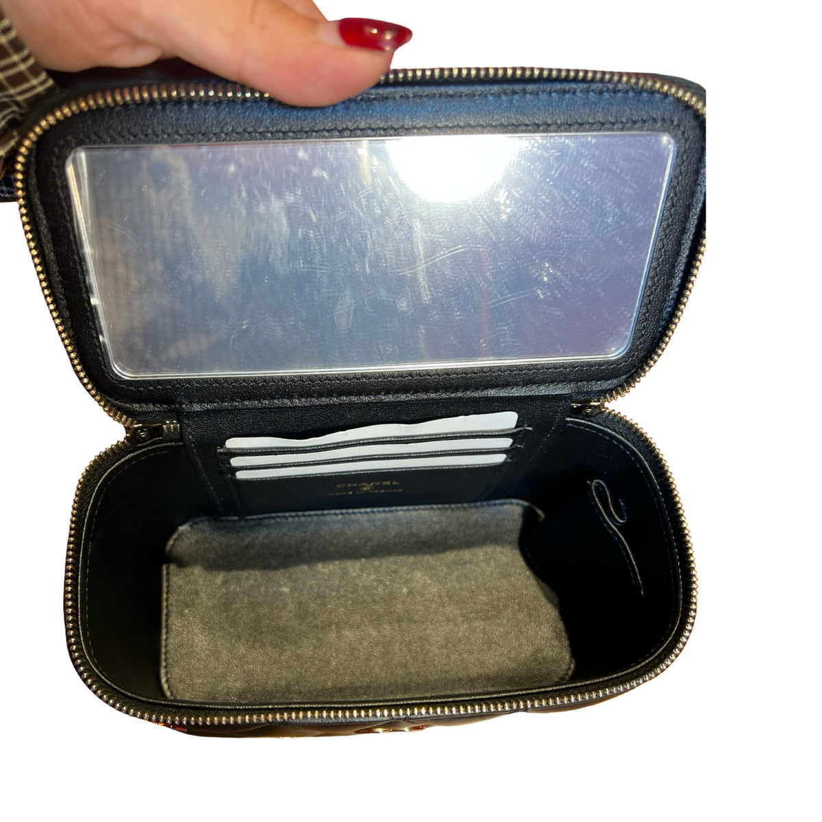 CHANEL Lambskin Casino Vanity Case Vanity Case / Shoulder Bag Black, Red Gold Hardware Ch2285