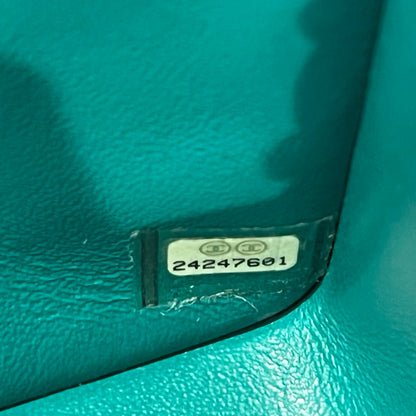 CHANEL Caviar Classic Flap Shoulder Bag Green Silver Hardware Ch2292